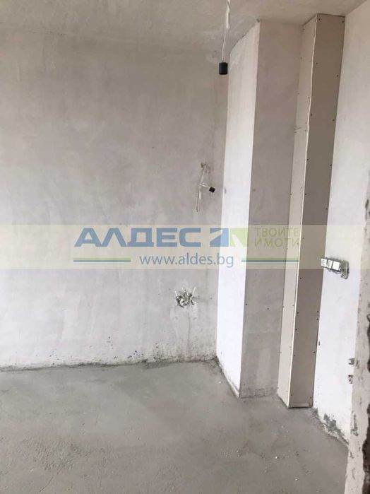 Продава се Двустаен апартамент в София, Полигона - 60 кв.м за 3090 €/кв.м - Снимка #1