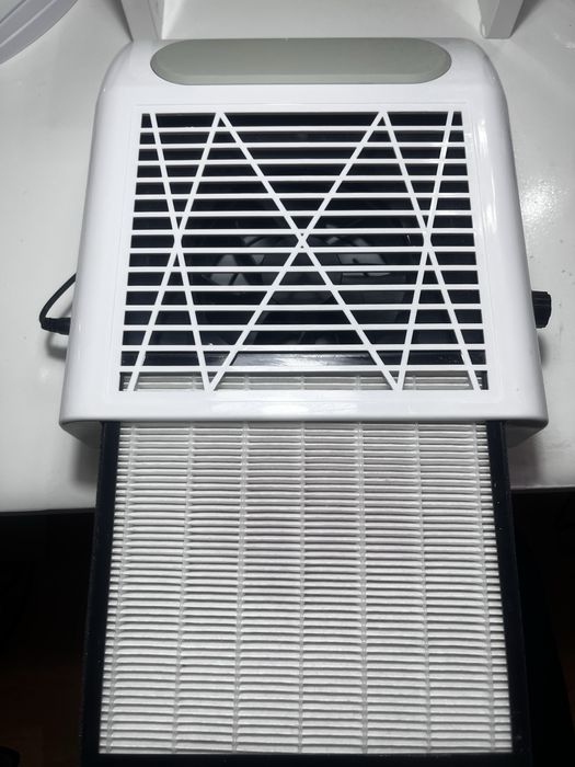 Aspirator praf de unghii 80W