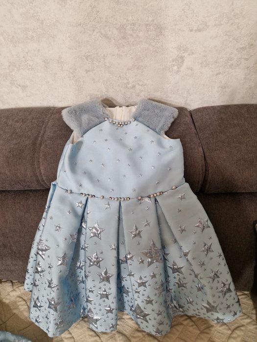 Продаётся детское праздничное  платье