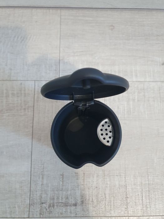 Scrumiera detasabila Dacia, Renault