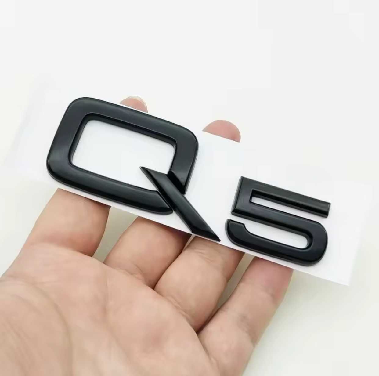 Emblema Q5 Embleme Audi Stema Sigla Sticker Ornament Emblema neagra