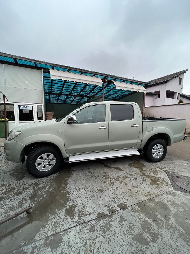 Toyota Hilux 4x4