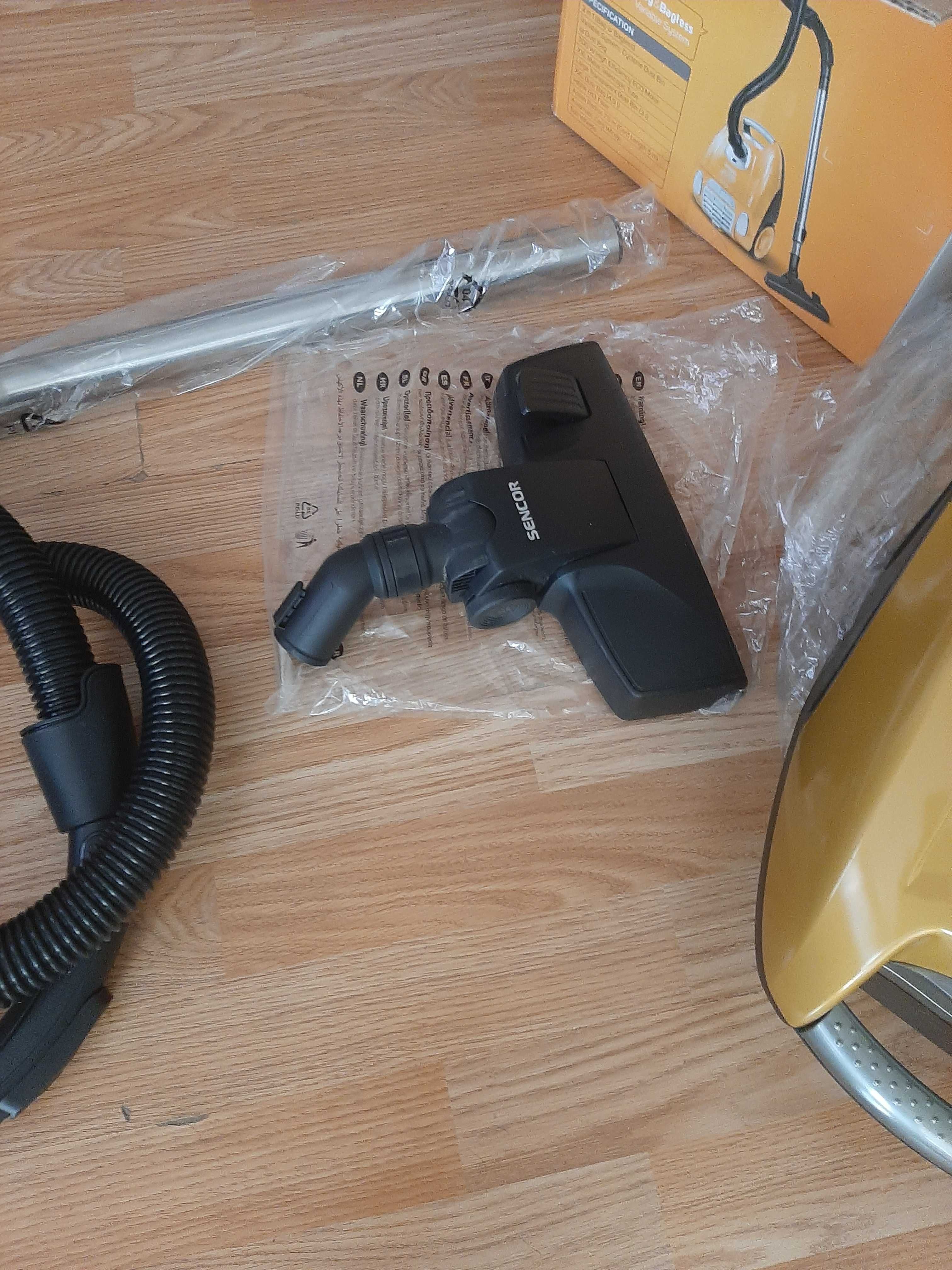 Прахосмукачка Sencor 700 W