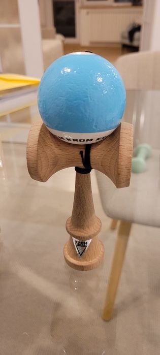 Kendama krom pop stick blue cyan