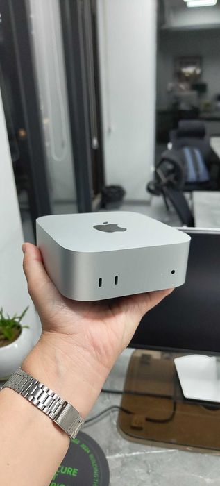 Комплект Mac Mini M4 (512 GB) + клавиатура и мышь