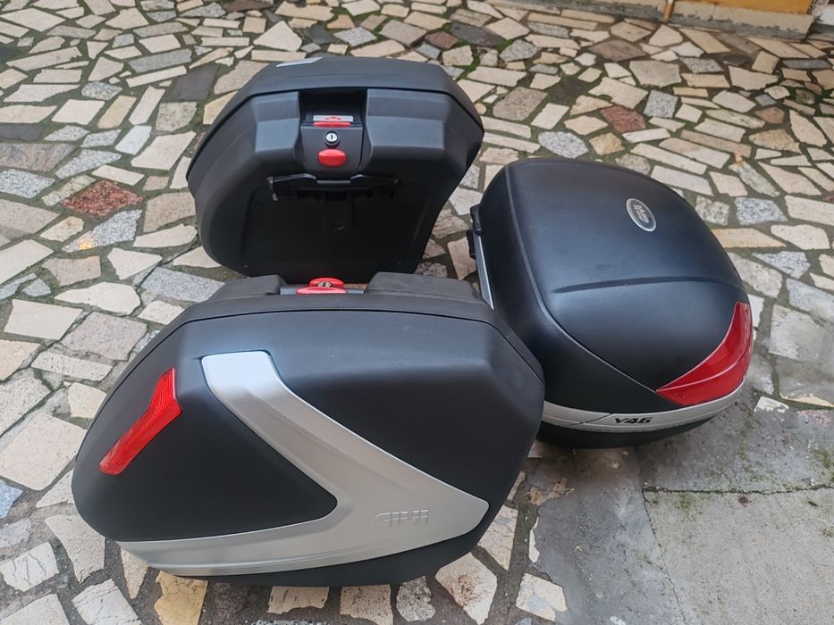 Topcase și sidecase GIVI
