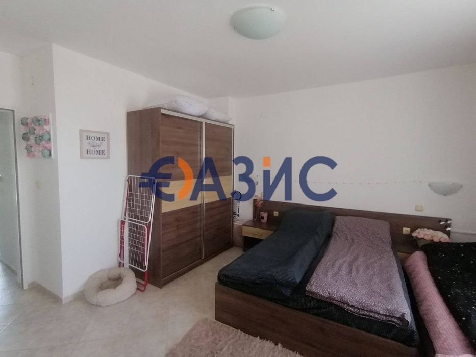 Голям 2-стаен апартамент на 4-ти етаж, Сънсет Кошарица, България - 92