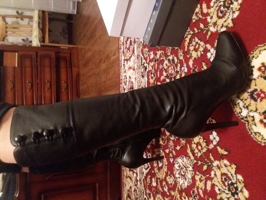 Продам осенний сапоги