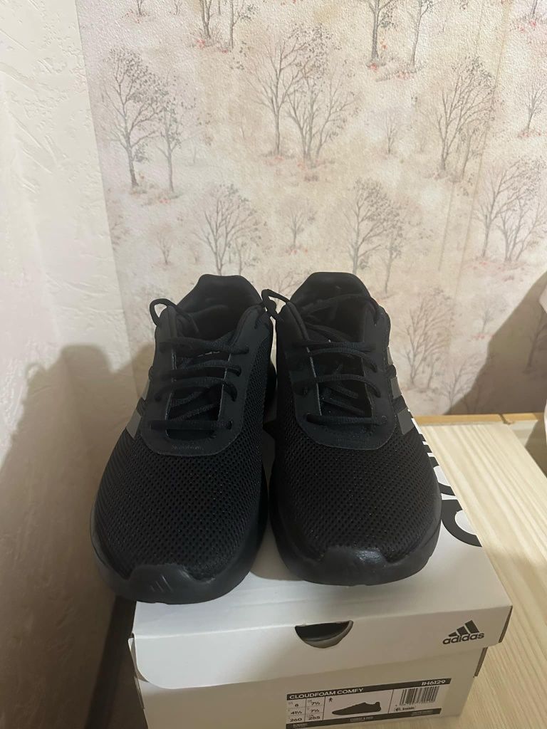 Нови - Adidas CloudFoam - 41 1/3