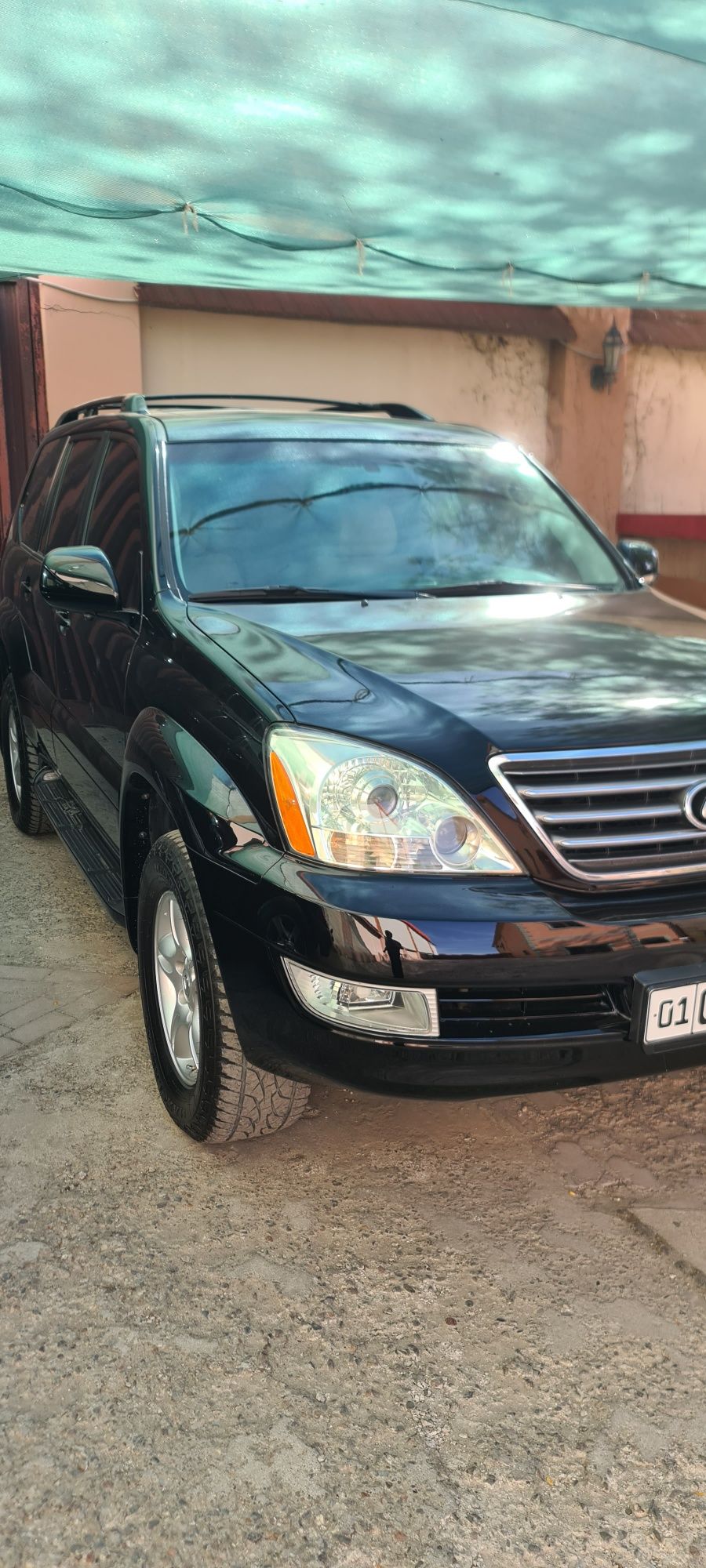 Lexus GX 470 в отличном состоянии.
