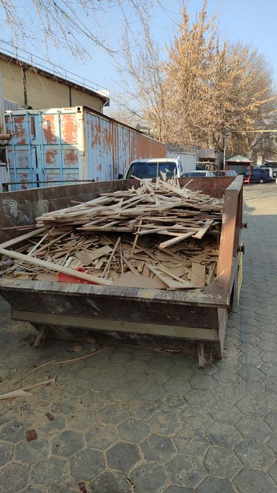 Обрезки на дрова даром