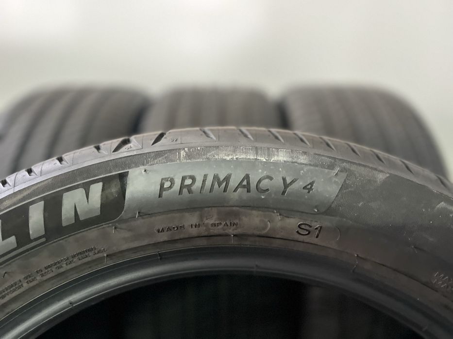 Летни гуми 235/50/19 Michelin