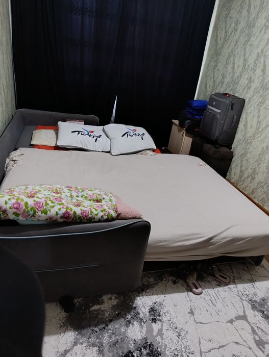 Продам диван в хорошем состоянии