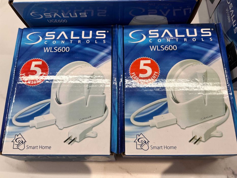 Salus Smart Home UGE600, 2x WLS600 Sensors и 5x VS10BRF Thermostats