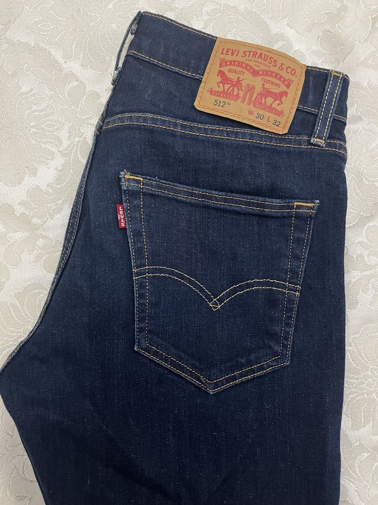 Levi’s джинсы