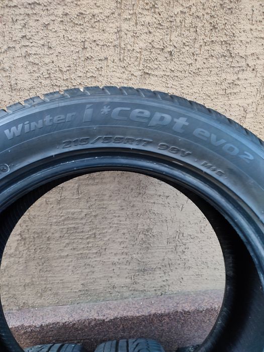 Anvelope Iarna HANKOOK Winter I cept Evo2 215/55 R17 98V- SUPER PRET!!