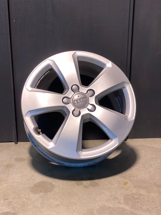 Set 4 Jante aliaj 17 5x112 Originale Audi A3 8P 8Y 8V A4 Vw Golf