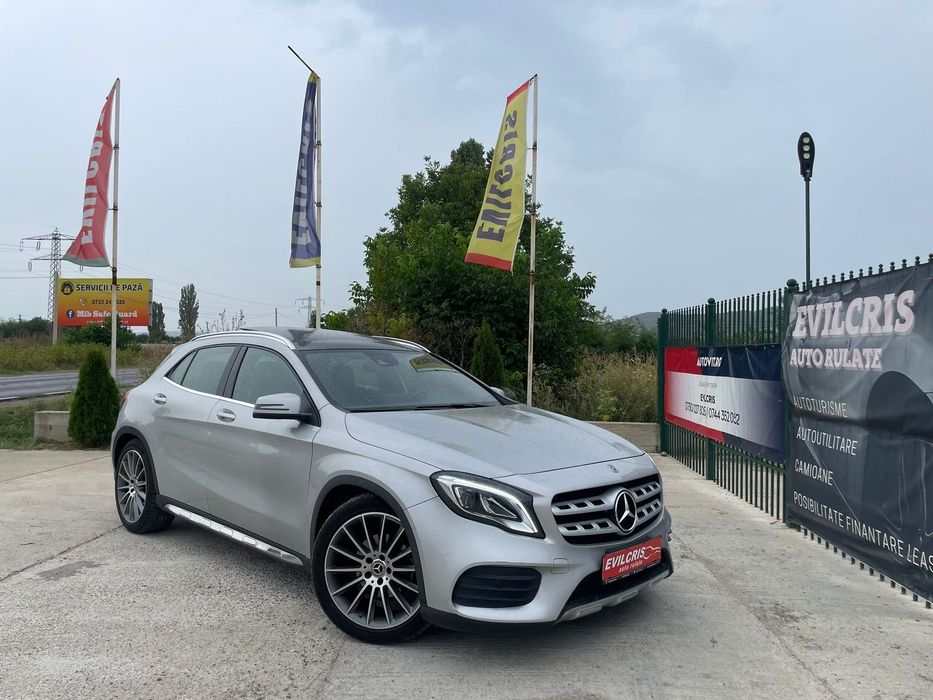 Mercedes-Benz GLA Automat/ Panoramic/ Scaune sport/ Stare bună