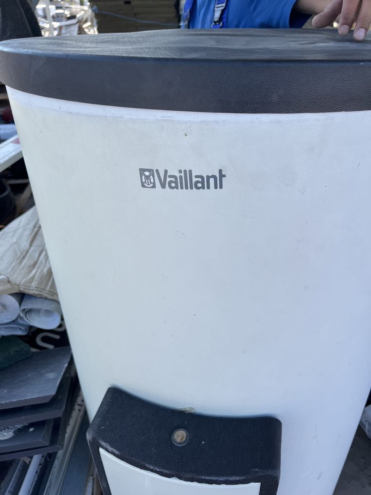 Бойлер Vaillant eloSTOR VEH 200/5 - 200л