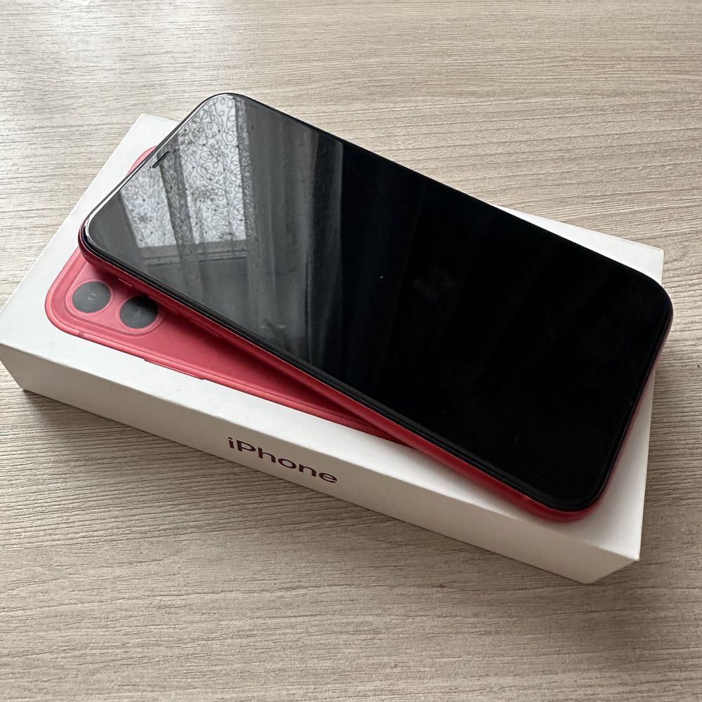 IPhone 11 Red 64 ГБ