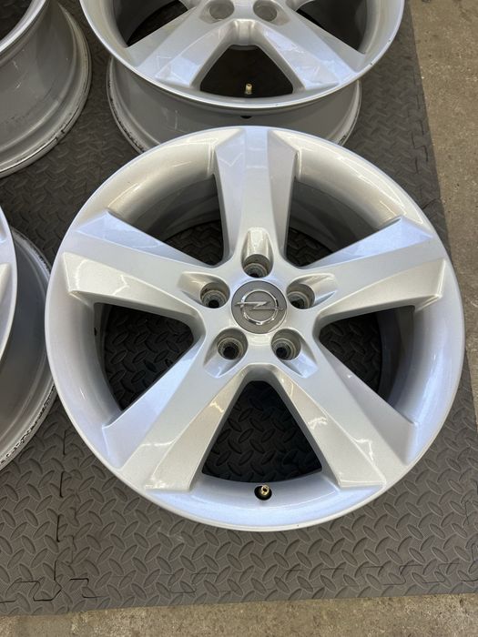 17-цола 5х110 - Opel - Astra-Meriva-Zafira-Vectra и други