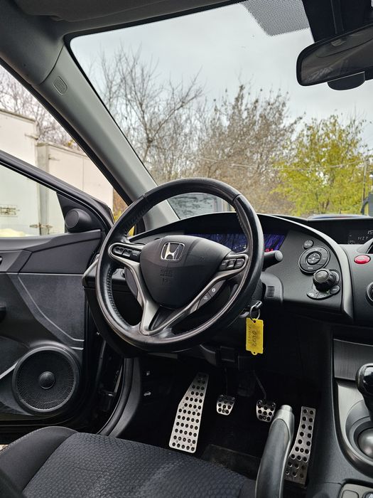 Honda Civic 1.8 I-Vtec Euro 5