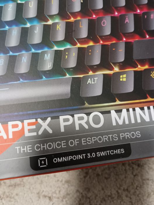 Tastatura Gaming Sigilata - SteelSeries Apex Pro Mini Gen 3