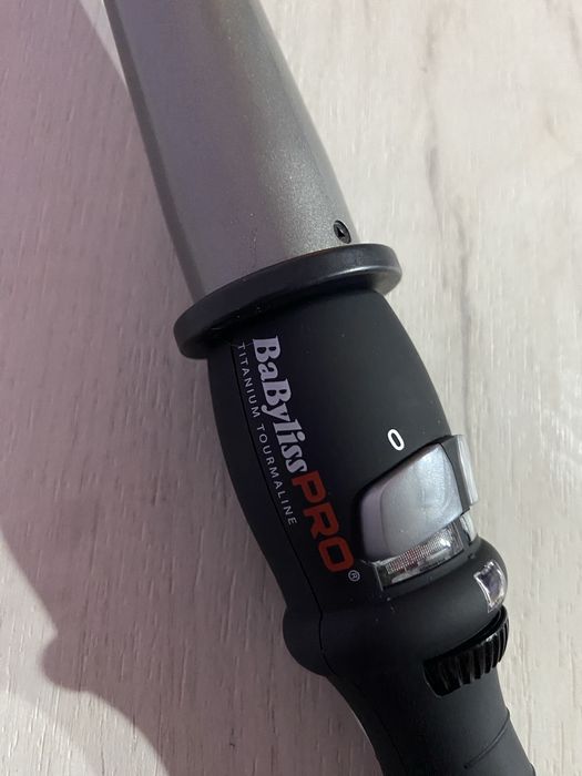 Ondulator conic Babyliss Pro