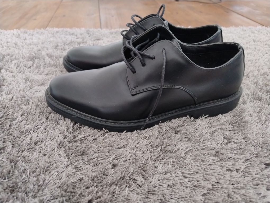 Pantofi culori maro/negru