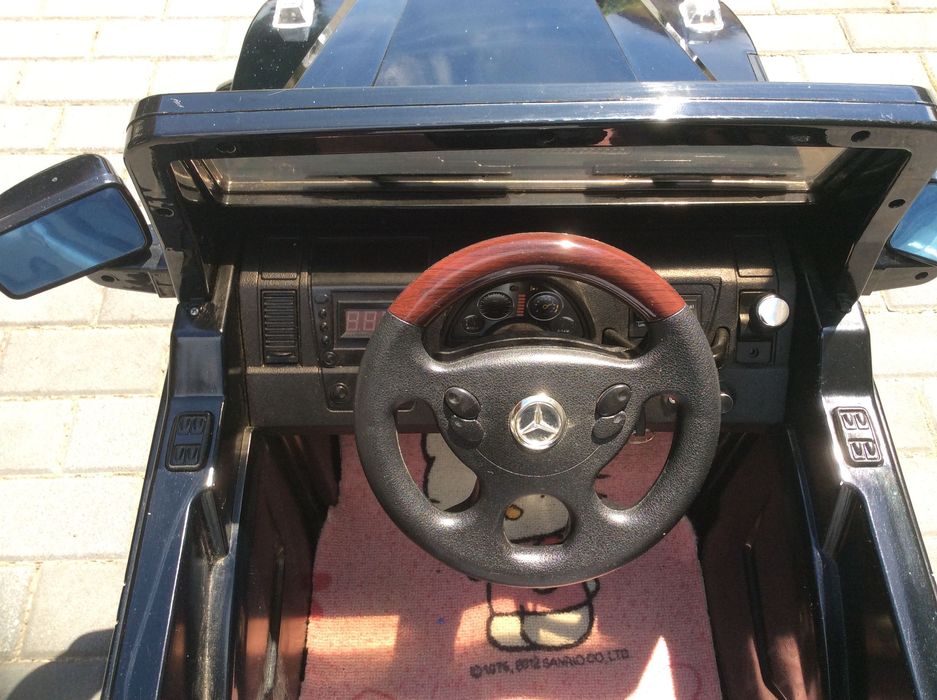 Masinuta electrica MercedesGL telecom comenzi volanUSB muz far led