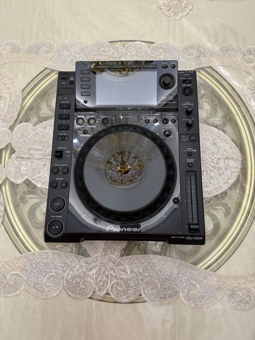 Pioneer CDJ-2000