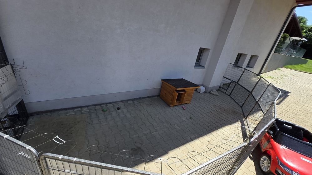 Țarc cățel talie medie din fier cu ușa acces