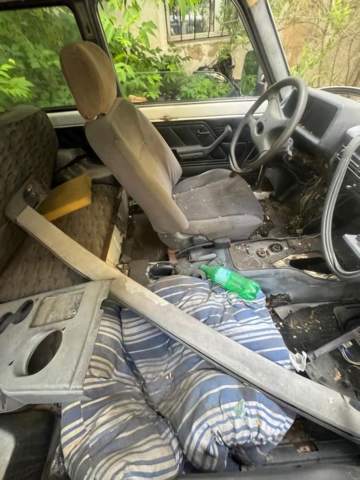 Автомобиль ВАЗ 21213