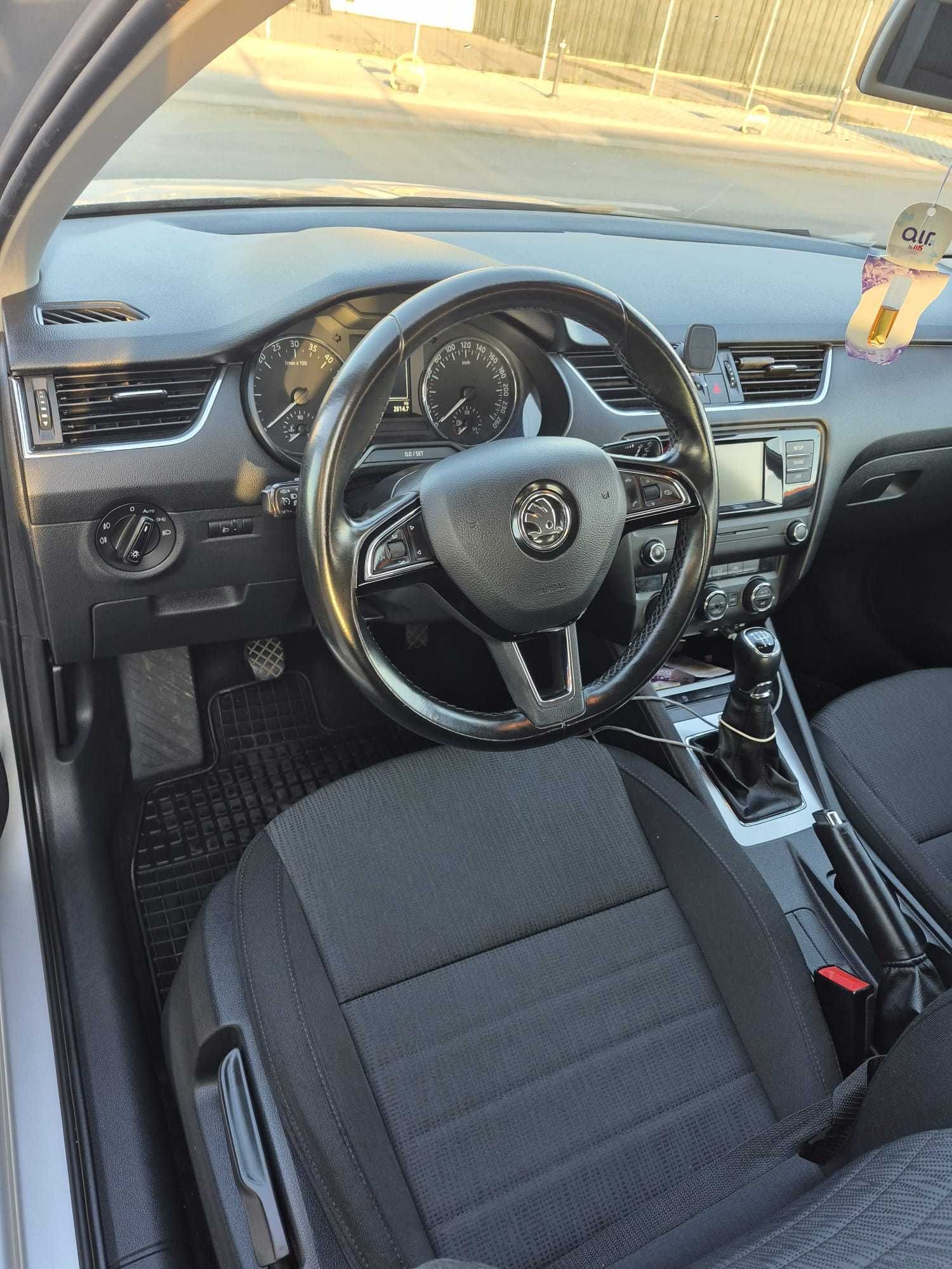 SKODA OCTAVIA 2016, motor 1.6, diesel