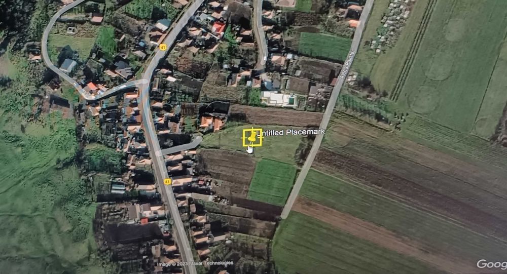 Vand teren intravilan Jucul de SuS – 3754 mp, 2 deschideri, utilități