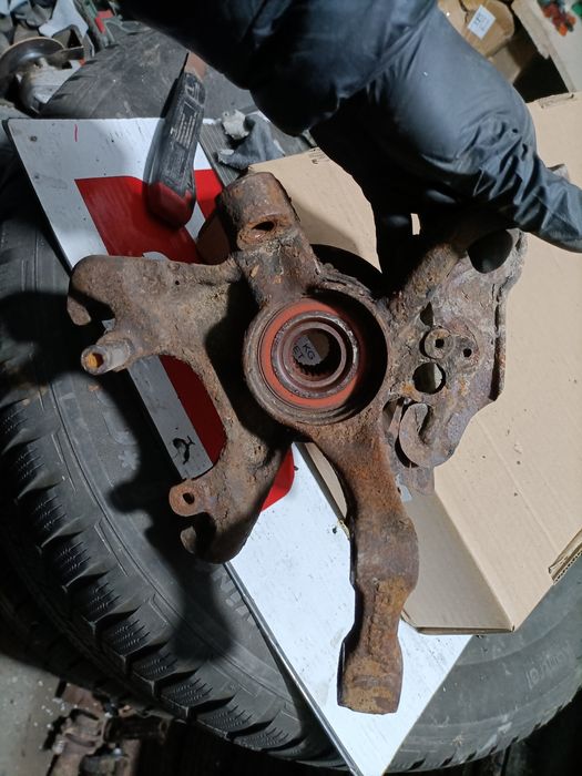 Butuc fuzetă rulment portfuzetă ; arosa , lupo , polo