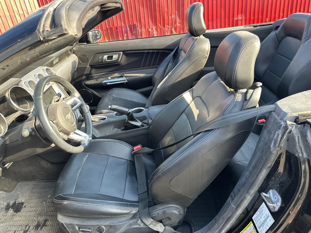 Ford mustang cabrio facelift an 2018 2.3 ecoboost 317cp automat