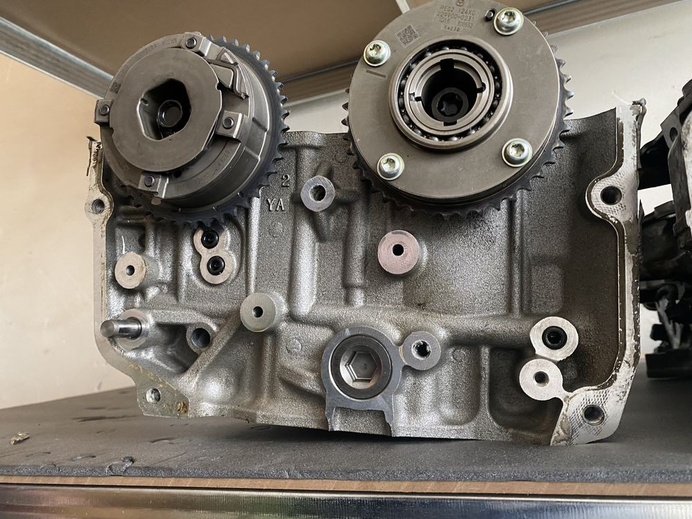 Двигател и глава за мазда Mazda PYFA 2.5 бензин