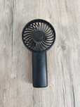 Vând Mini Ventilator Portabil de Buzunar
