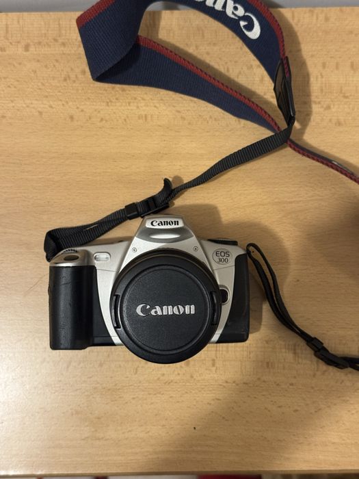 Canon AE-1 Фотоапарати