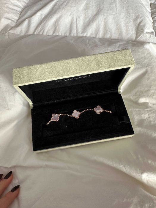 Bratara V C gold rose + cutie