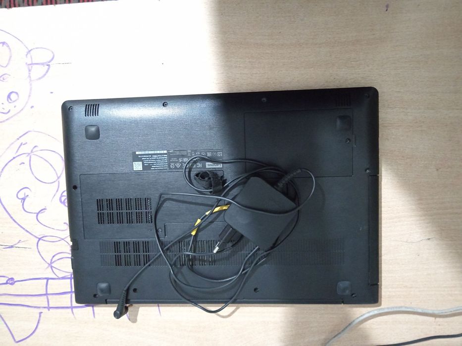 Ноутбук LENOVO IDEAPAD 310-15 Isk в отличном состоянии.
