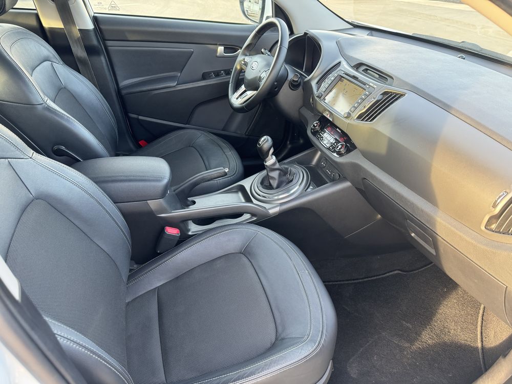 KIA Sportage 1.7 Crdti Panoramic navigație Posbilitate rate prin TBI