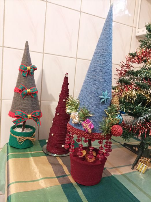 Ёлки новогодние разные