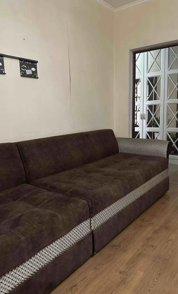 Продам срочно диван
