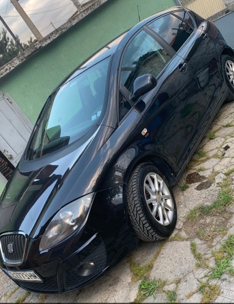 Seat altea автомобил