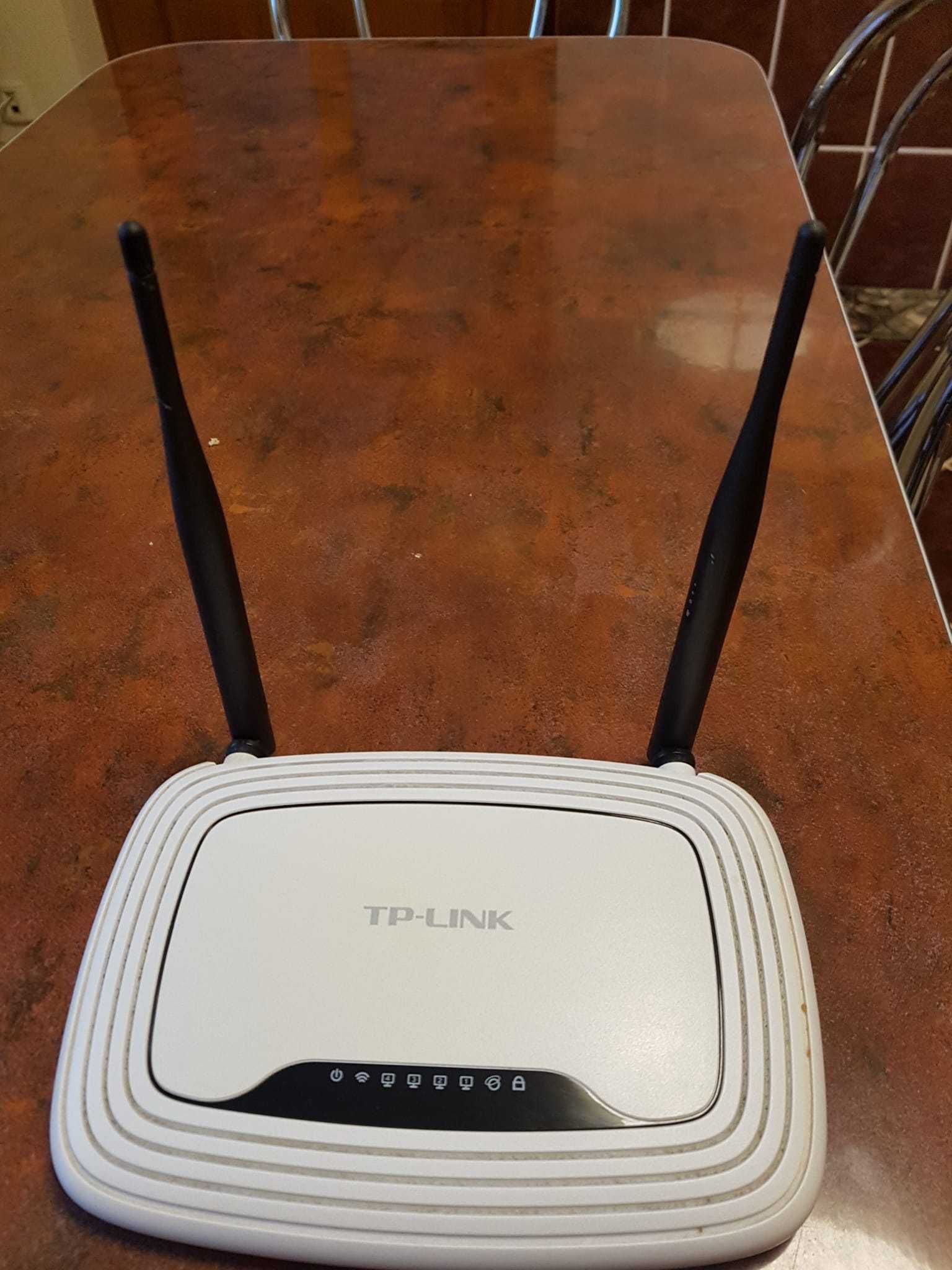 Router wireless N 300Mbps TP-LINK TL-WR841N