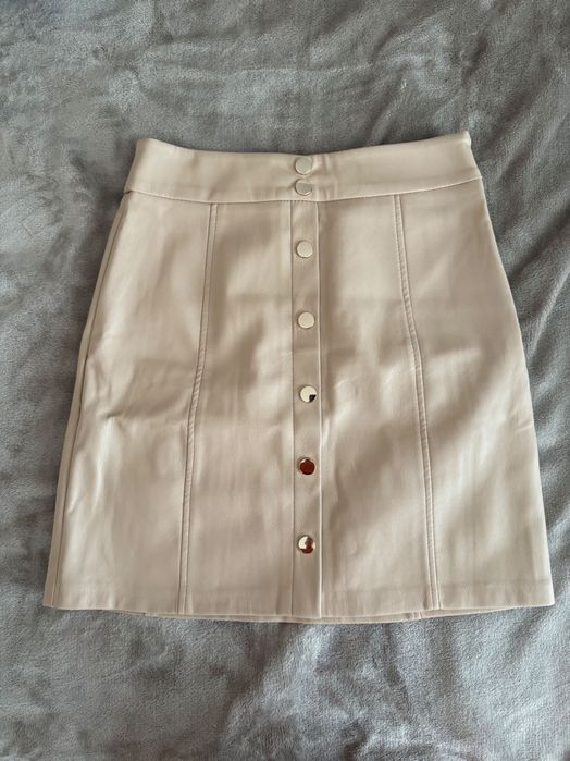 Дамска кожена пола