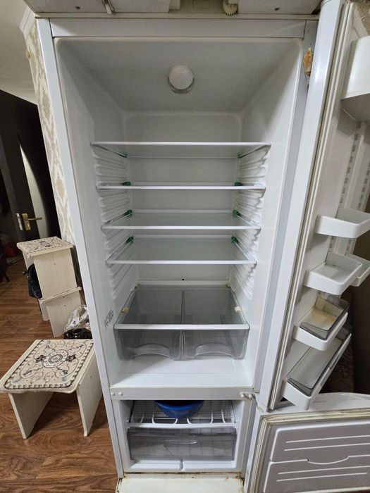 Холодильник.