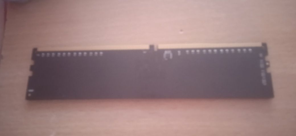 Оперативка Geil 8 gb 2400mh